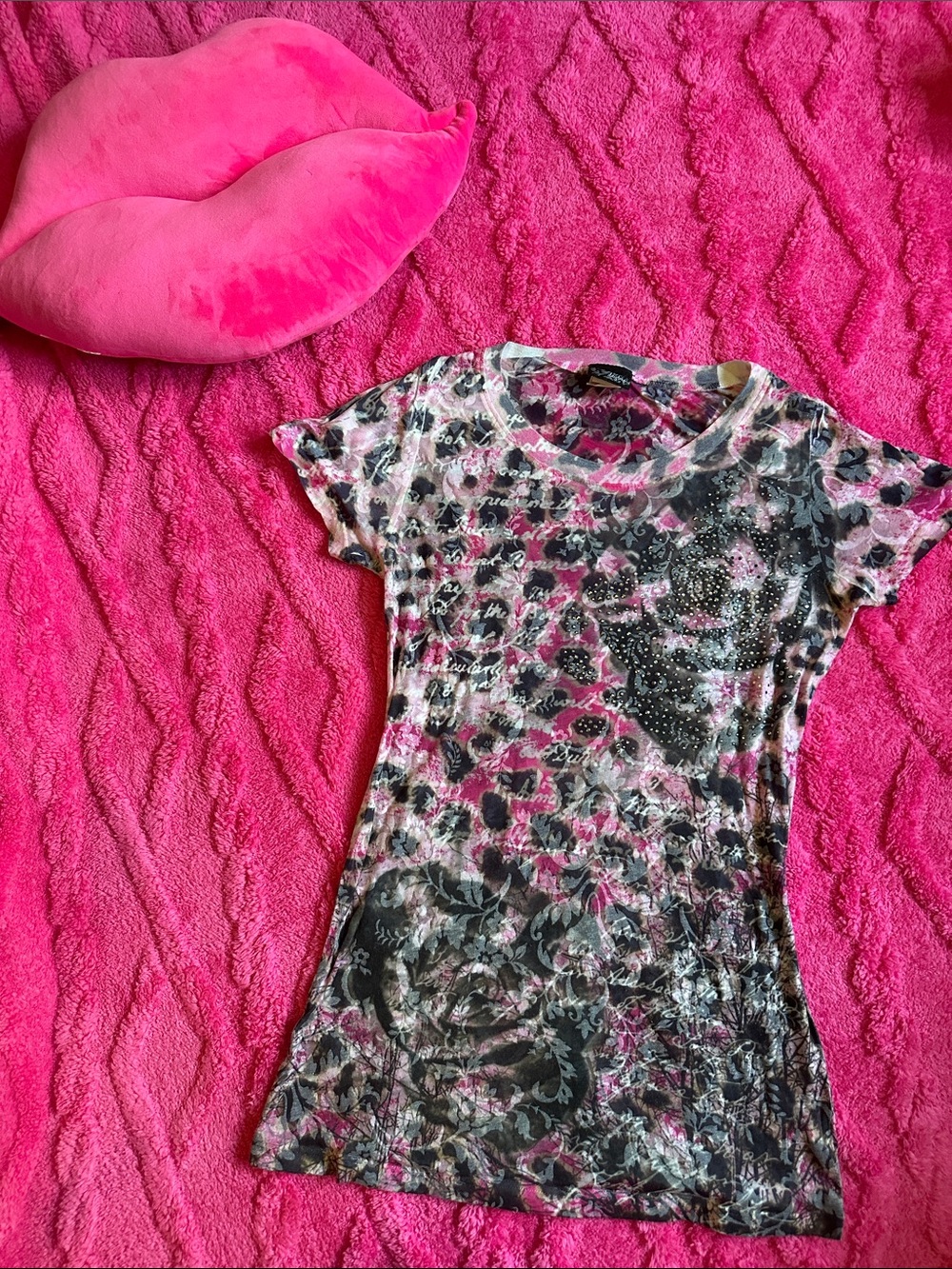Mcbling 2010 Pink and Black Floral Print Short Sleeve top
